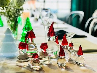 挪威海產(chǎn)攜手老牌水晶品牌，在滬首辦可持續(xù)餐桌藝術(shù)文化活動，共話商業(yè)創(chuàng)新與責(zé)任