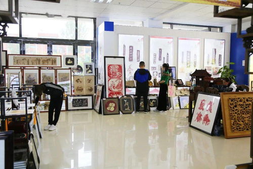 翰墨飄香展新篇——第十屆通渭書畫文化藝術(shù)節(jié)第五日深度解讀與咨詢紀實